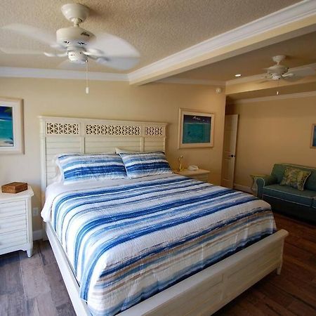 Bahamian Cottage - Heated Pool Walk To The Beach Cocoa Beach Eksteriør billede