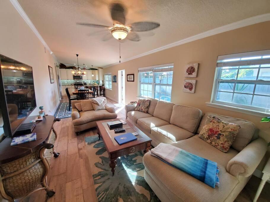 Bahamian Cottage - Heated Pool Walk To The Beach Cocoa Beach Eksteriør billede