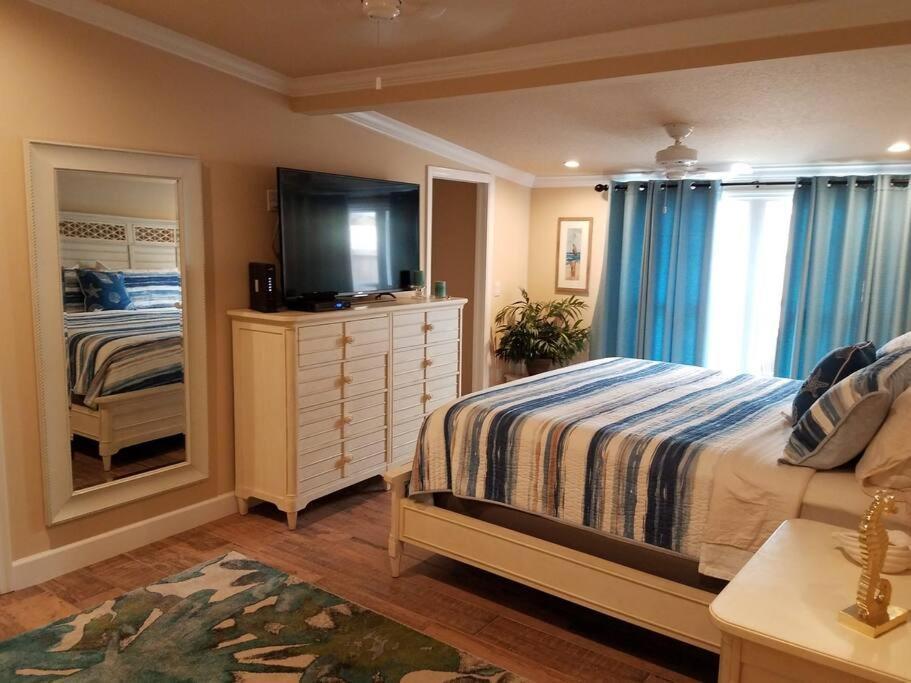 Bahamian Cottage - Heated Pool Walk To The Beach Cocoa Beach Eksteriør billede