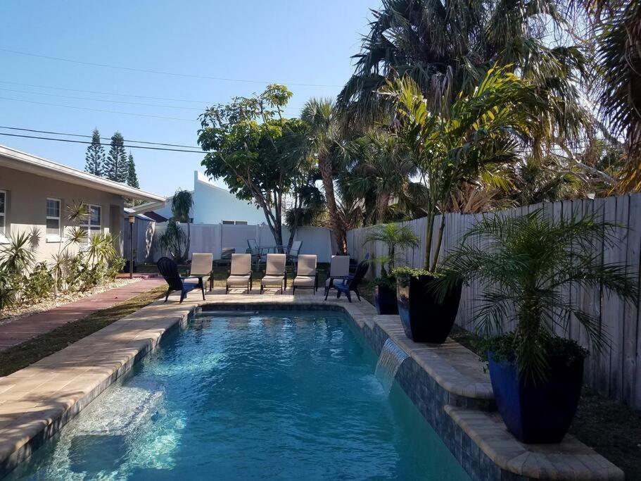 Bahamian Cottage - Heated Pool Walk To The Beach Cocoa Beach Eksteriør billede