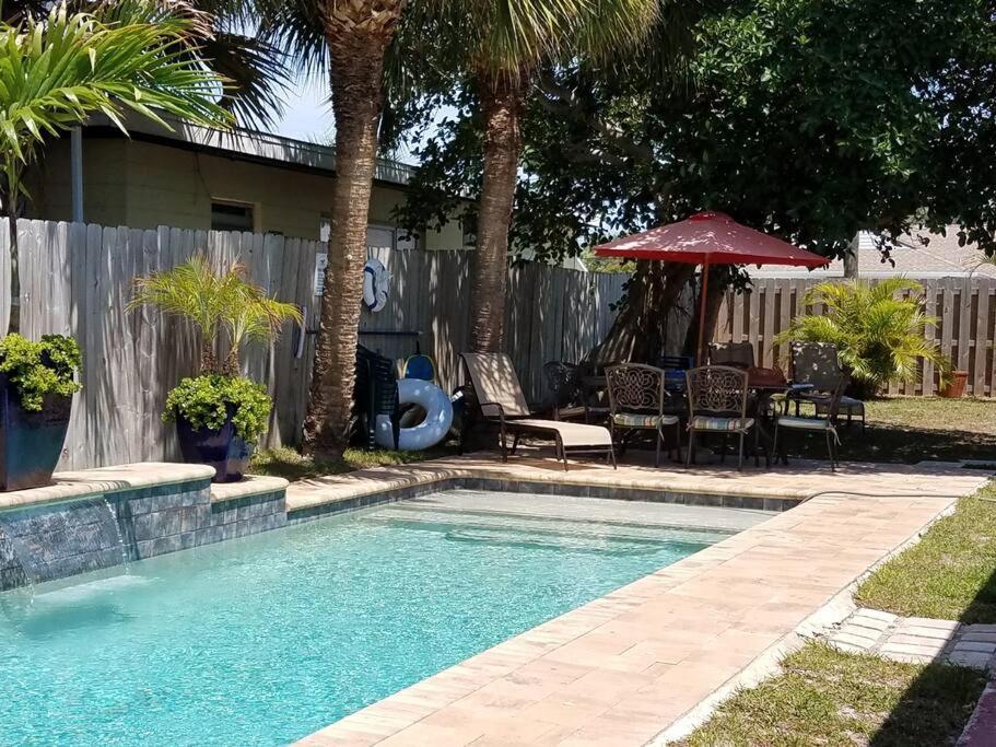 Bahamian Cottage - Heated Pool Walk To The Beach Cocoa Beach Eksteriør billede